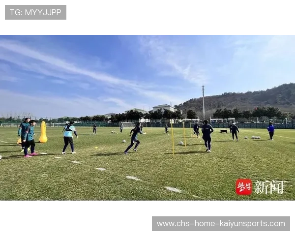 足球训练是否存在重复训练和资源浪费问题，足球反复冲刺训练